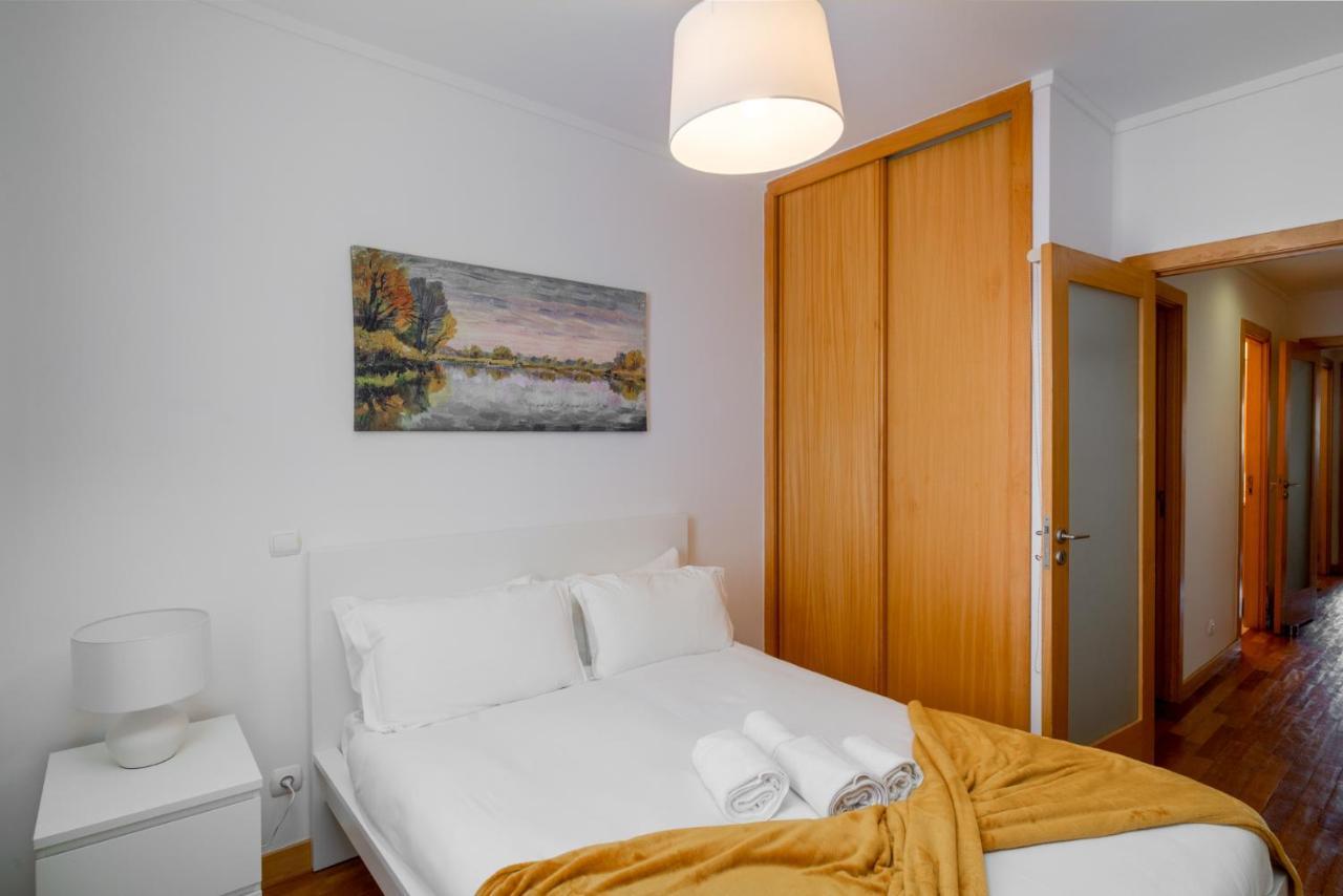 Seaside Cozy 3 Bed In Matosinhos Apartment Матосиньос Екстериор снимка